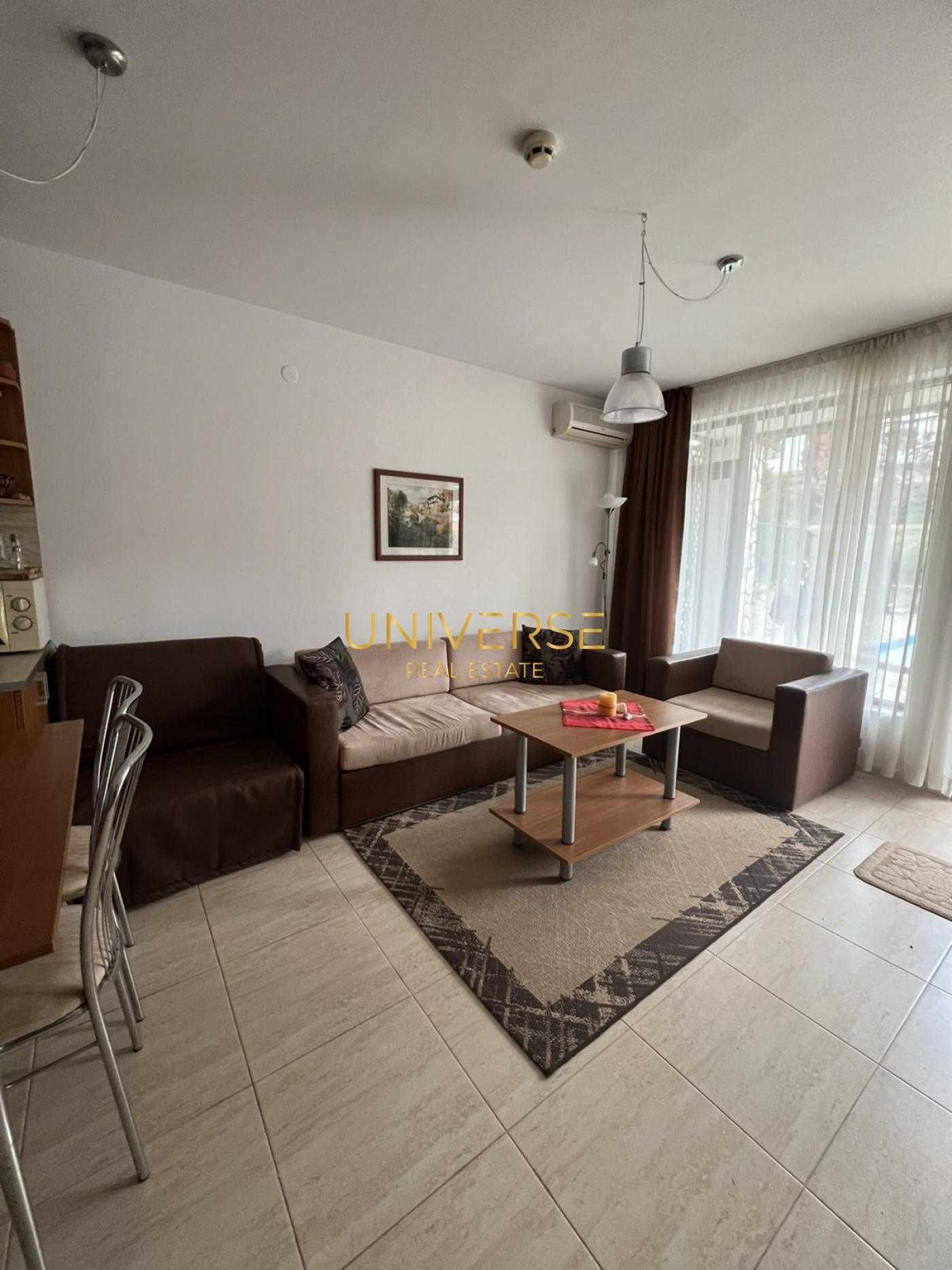 1 + 1 в Свети Влас, зоната на пристанището Марина Диневи. #4281.