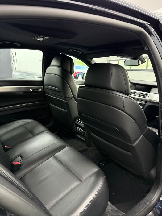 BMW 740d Seria 7 foarte intreținu