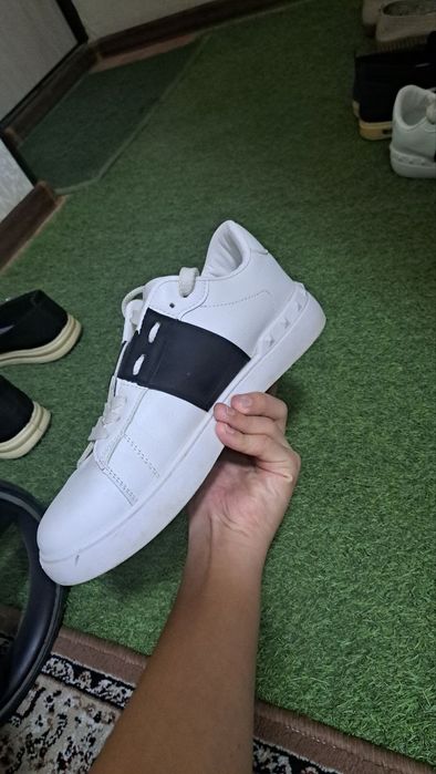 Ойог кийим Valentino