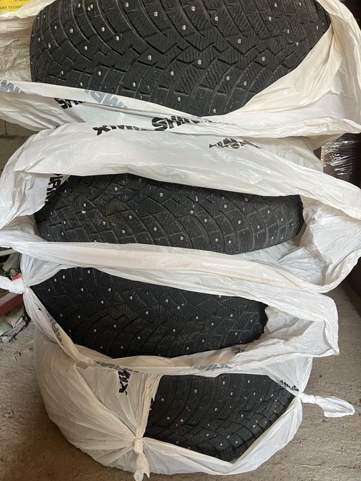 Pirelli  scorpion ice zero 2