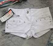Pantaloni scurti  damă de blugi  diverse modele, marimea S.