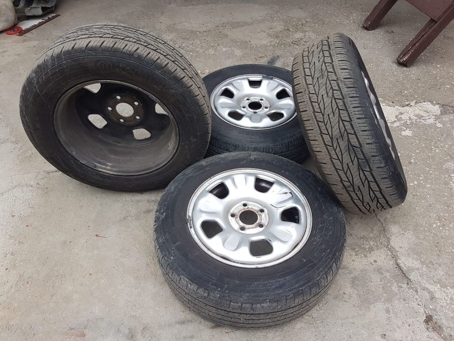 Anvelope +genti originala Dacia Duster an 2018 2034 Iarna 215 60 r16