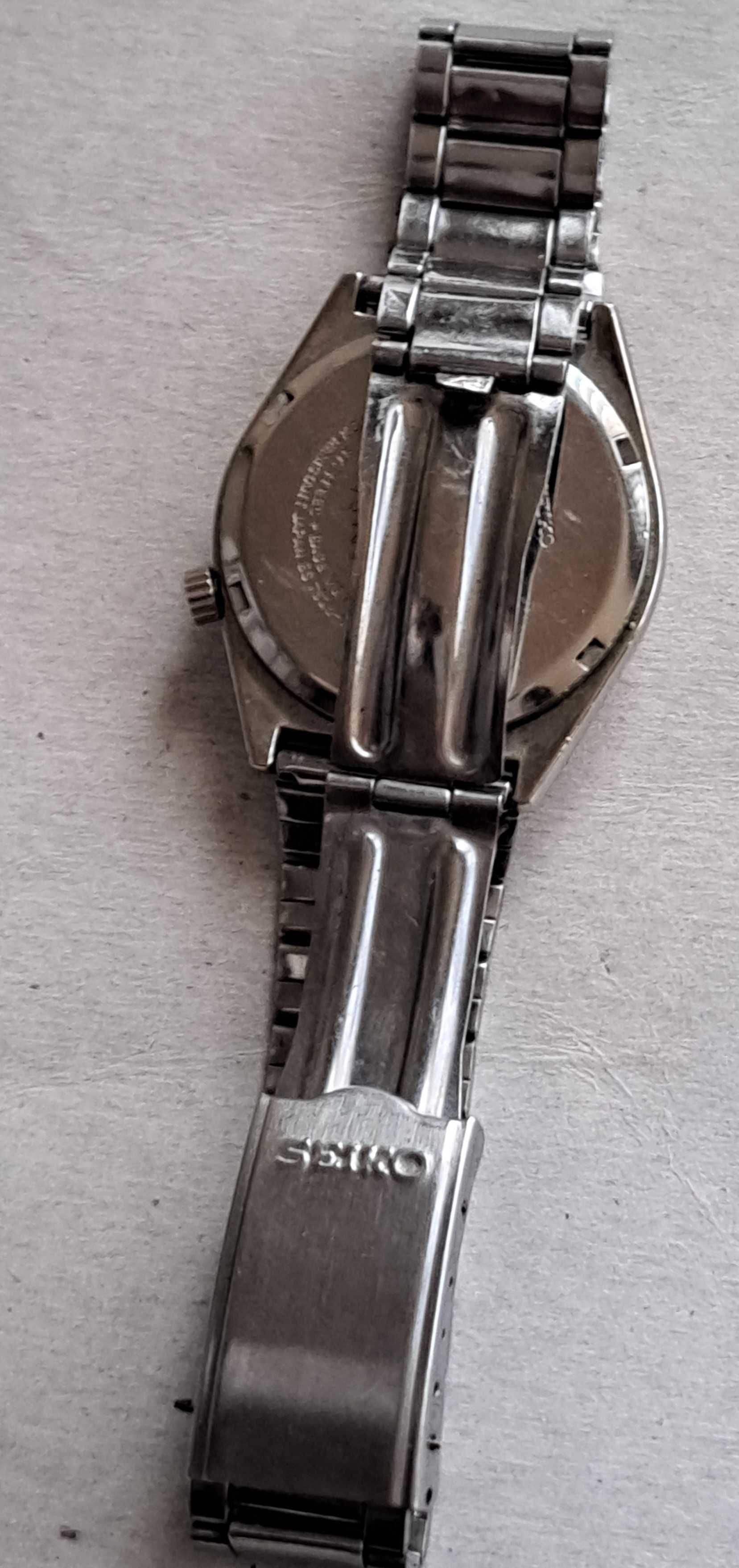 Часовник Seiko 5- работи.