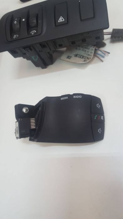 Consola butoane geam comenzi cd-player media lumini Renault Megane 3