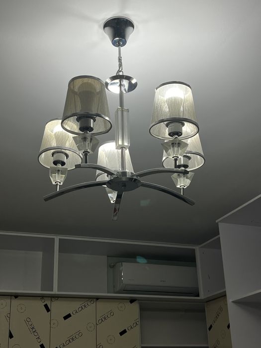 Люстра продается