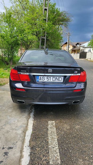 Vand/ Schimb Bmw 740 xdrive 2 butoane M pachet
