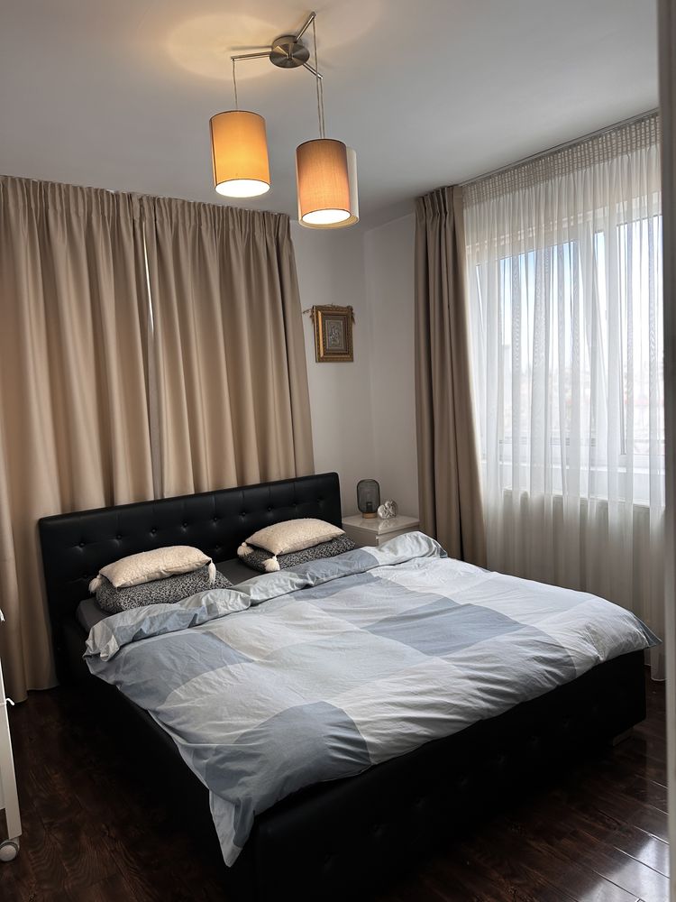 Vand apartament cu 2 camere , direct propietar , comision 0