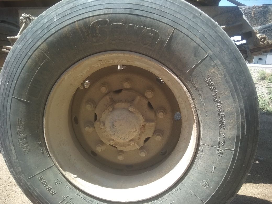Kamaz pritsep sotiladi