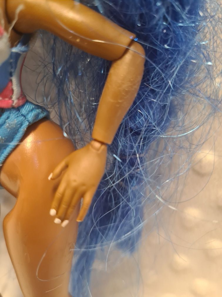 Vand Barbie LOL OMG