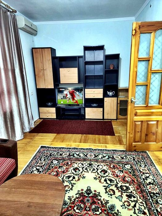 Ц- 2. (Алайский). Центр Города.