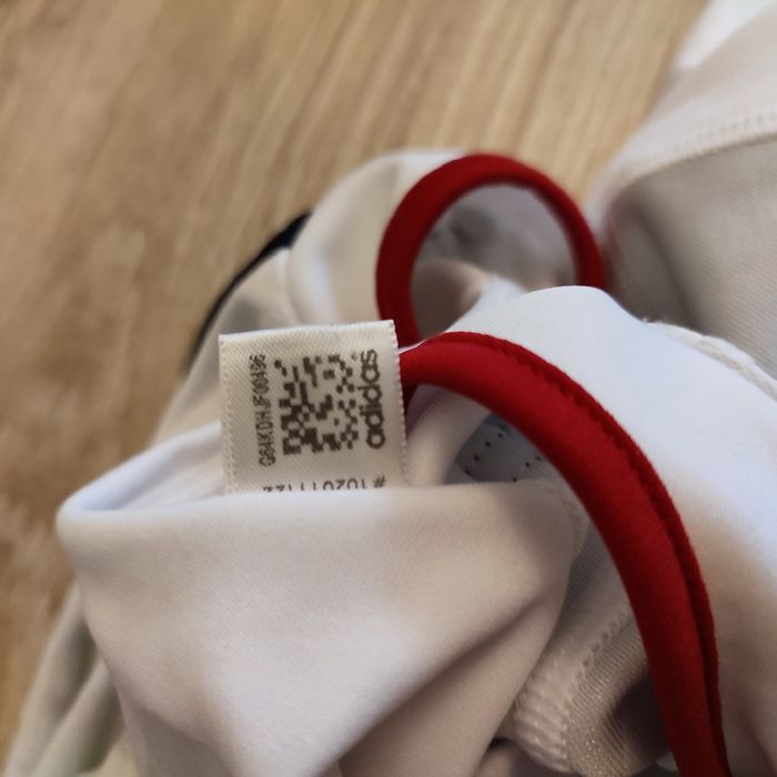 Tricou Adidas Bayern Munchen 2010-2011 Deplasare Mărimea XL