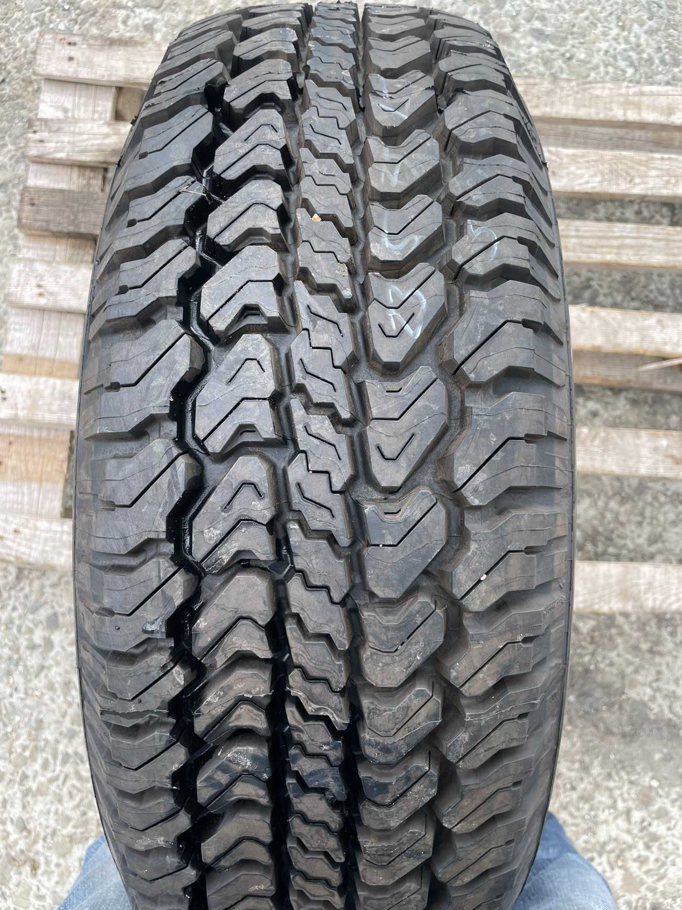 15 джанта 6х139,7 Ford Ranger 6,5J et25 MIchelin 235/75/15