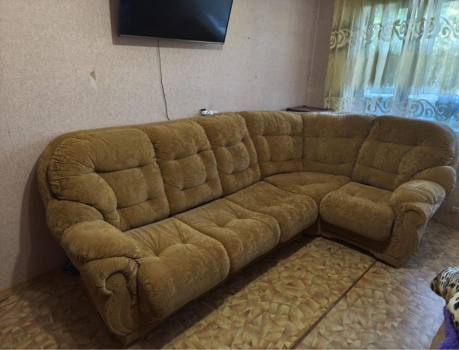 Продам Диван угловой