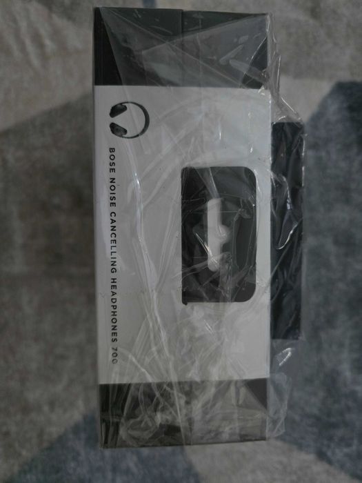 Vand casti bose 700 noise