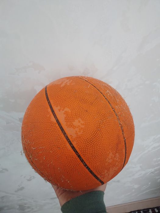 Basketbol koptok.       3 oyl ishlatilgan