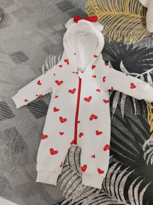 Нова е космонавт