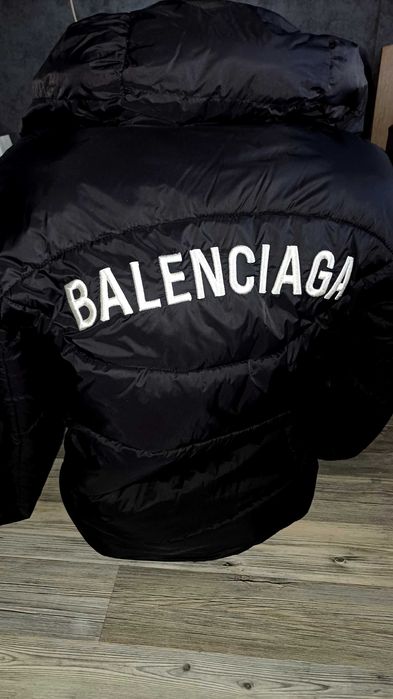 Уникално яке Balenciaga