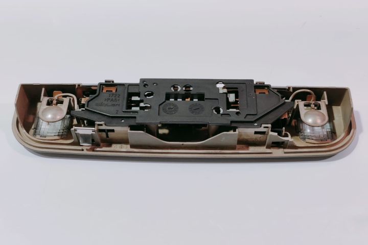 Plafoniera  lampa plafon 8E0947111A Audi A4 B7 seria