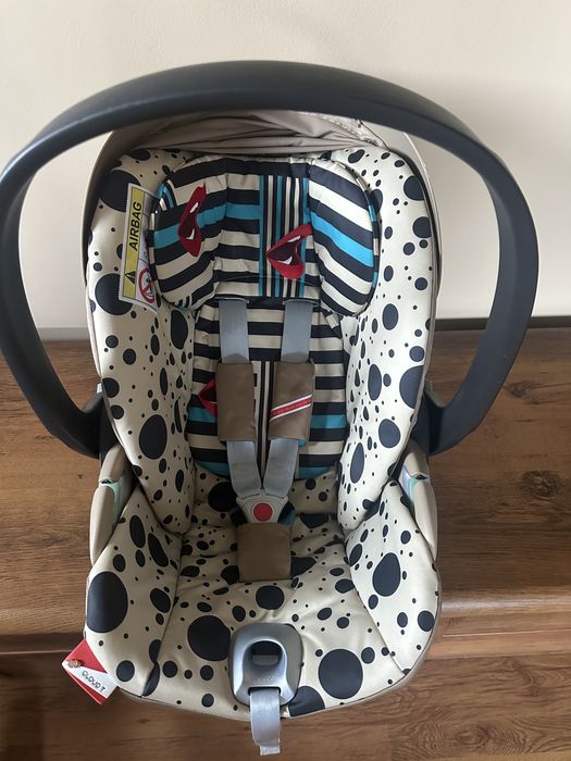 Стол за кола Cybex Cloud Z i-size Karolina Kurkova Fashion Collection