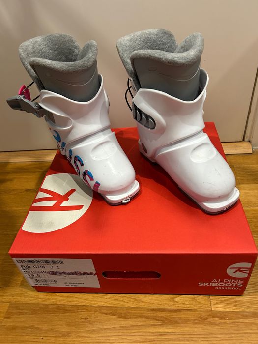 Детски ски обувки Rossignol