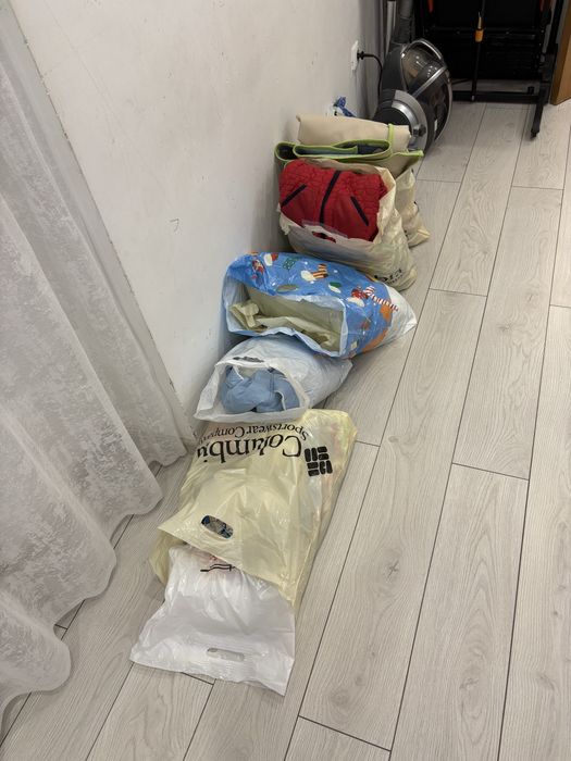 Отдам даром вещи 0-6