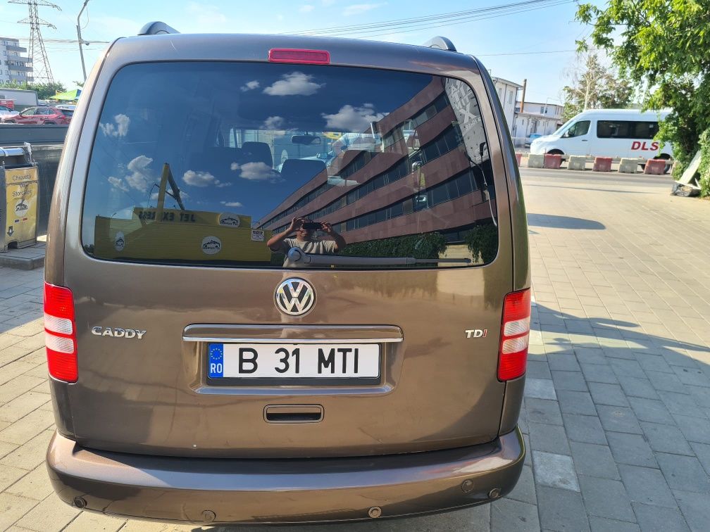 Vand Caddy Maxi Long 7locuri DSG Automat 1.6tdi  Fiscal la zi