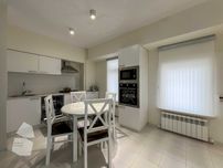 (Добрый) Ц2 (Детский мир), 72 м², 3/7/9, Белоснежная