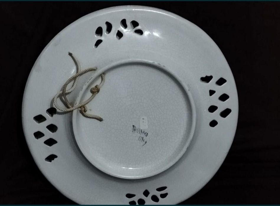 Din lume adunate Italia