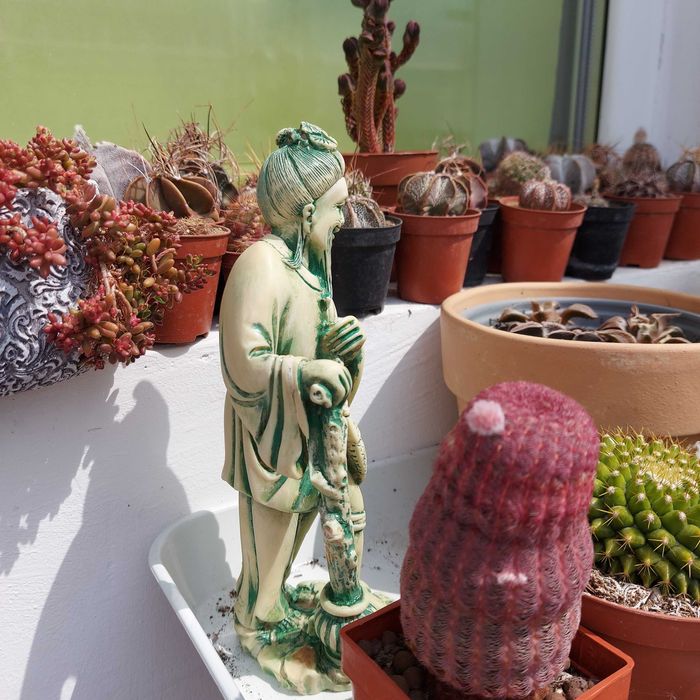 Статуетка, скулптура