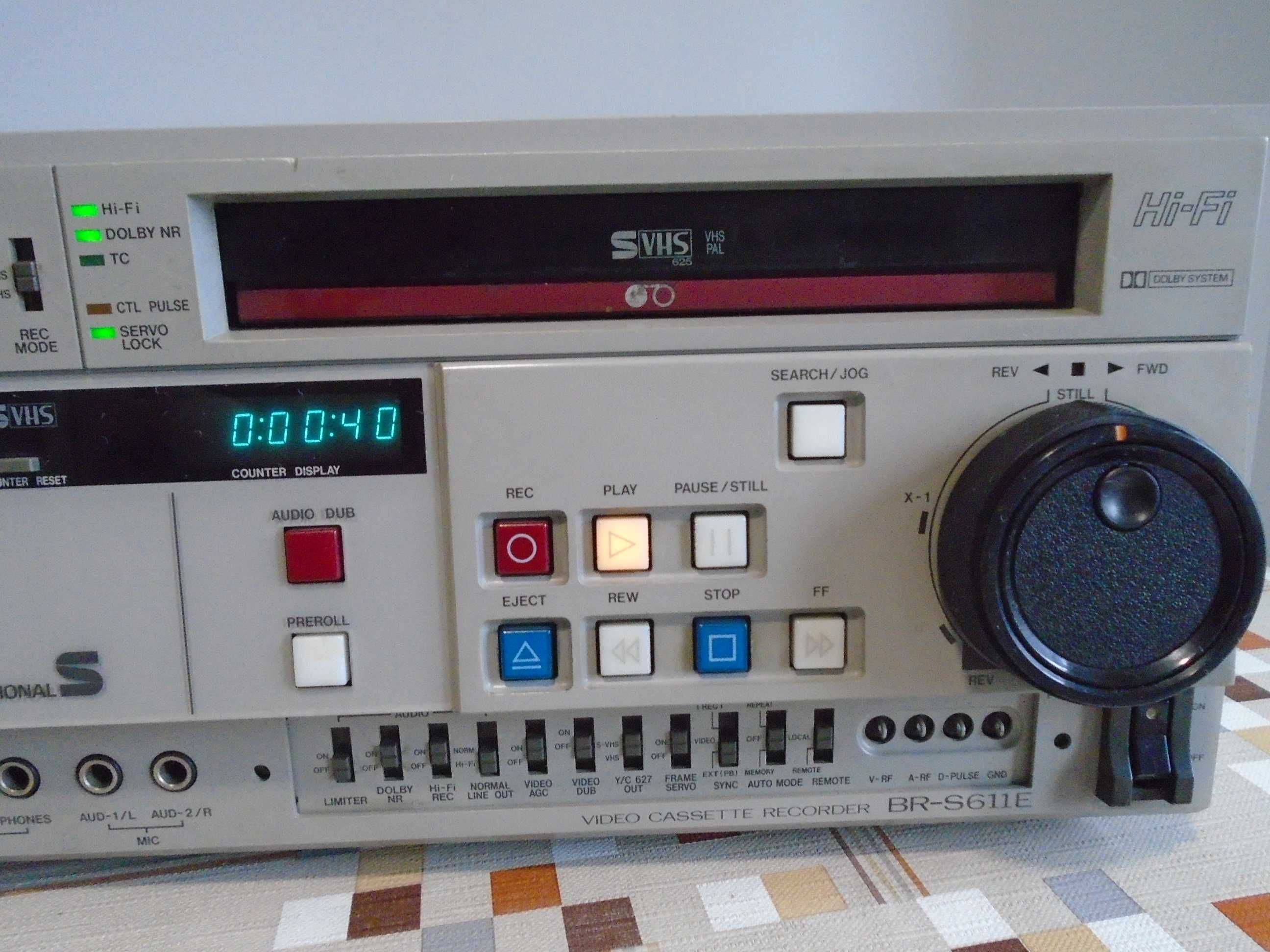 S-VHS JVC Br-s611e