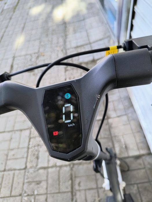 Електрически скутер NAVEE E-Scooter ST 3 PRO / Гаранция!