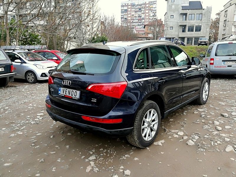 Audi Q5 2,0tdi 2012г,165000 км,нов внос със сервизни документи