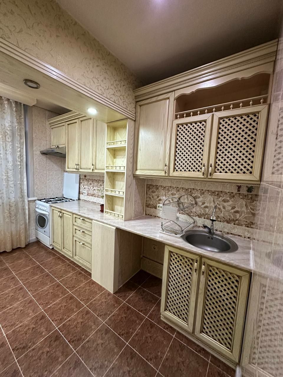 Тансикбоев-3 4/2/5 94 м² евро
