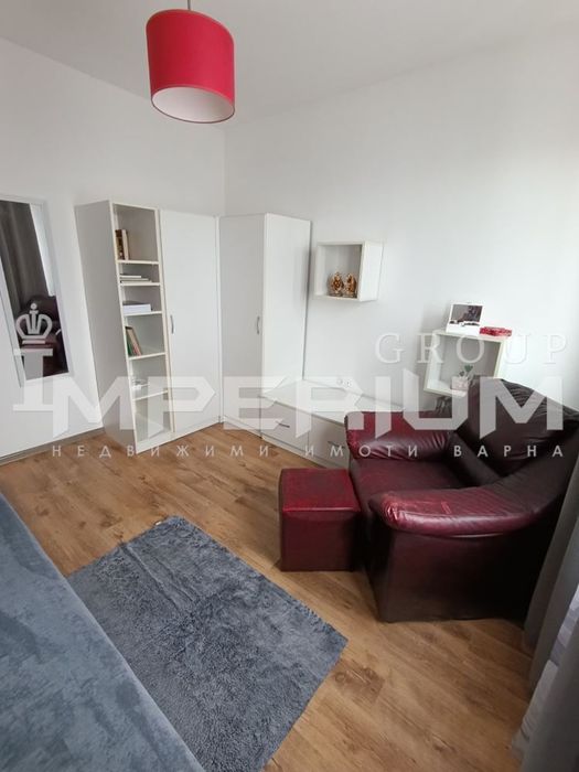 Дава се под наем Многостаен апартамент в Варна, Базар Левски - 110 кв.м за 765 € - Снимка #11