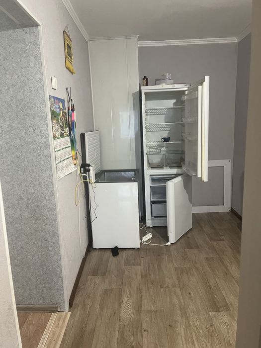 Сдам 2 комнатную квартиру.