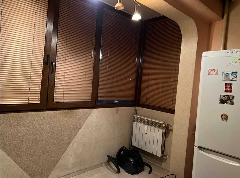 Продава се Тристаен апартамент в София, Бъкстон - 85 кв.м за 2330 €/кв.м - Снимка #3