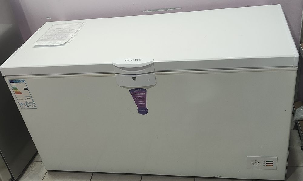 Predau firmă si utilaje fast food