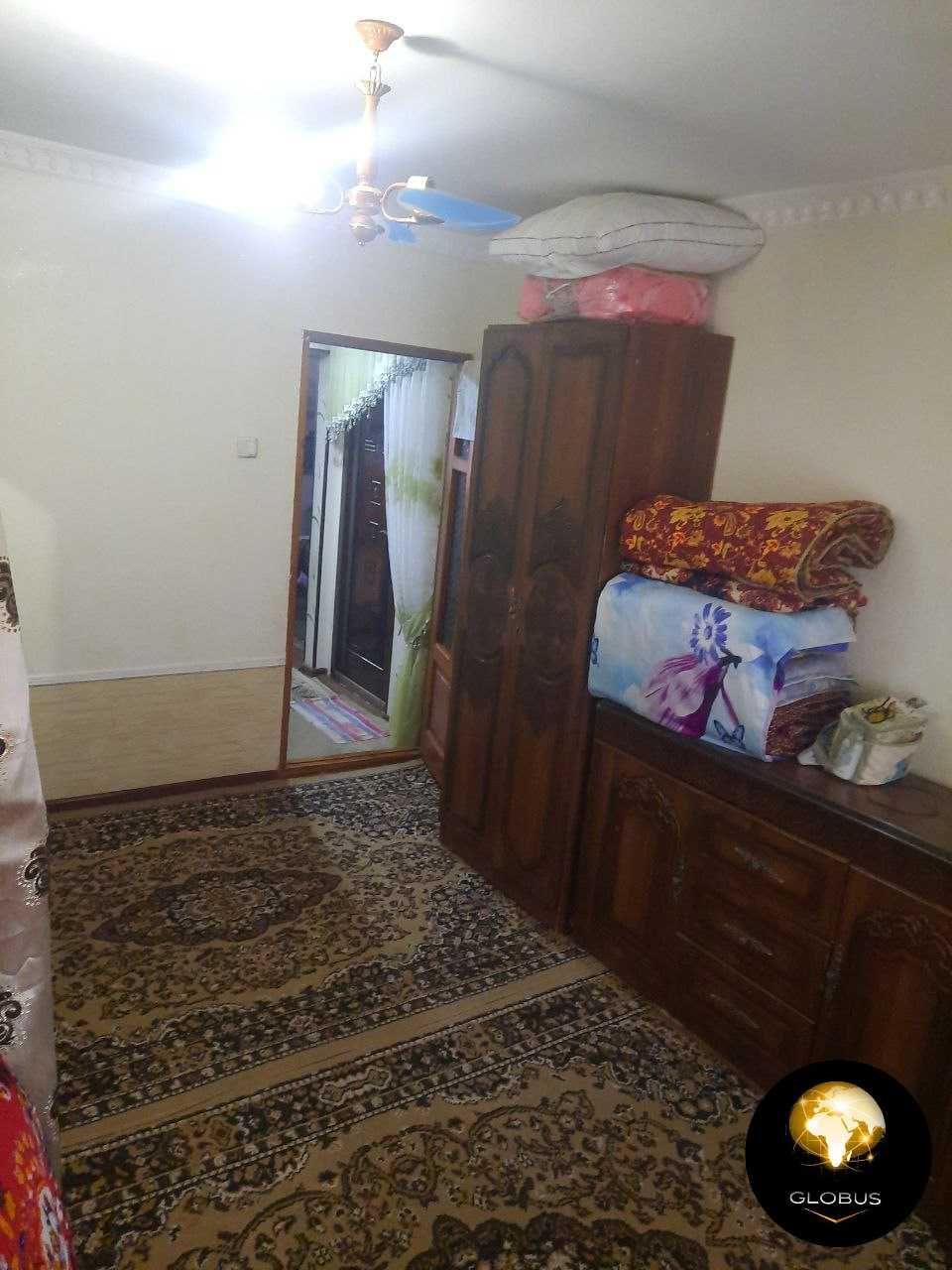 Продаётся 2х комн квартира на 2 этаже Ор-р Голубой экран