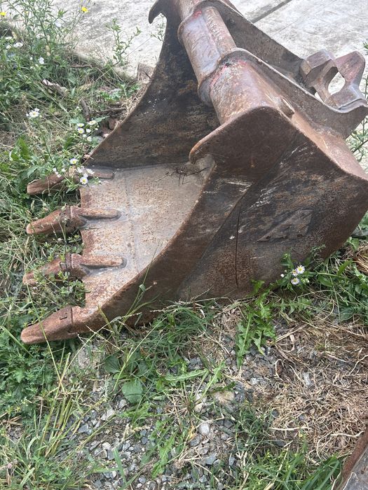 Vand 3 cupe 2 de 30 si una de 60