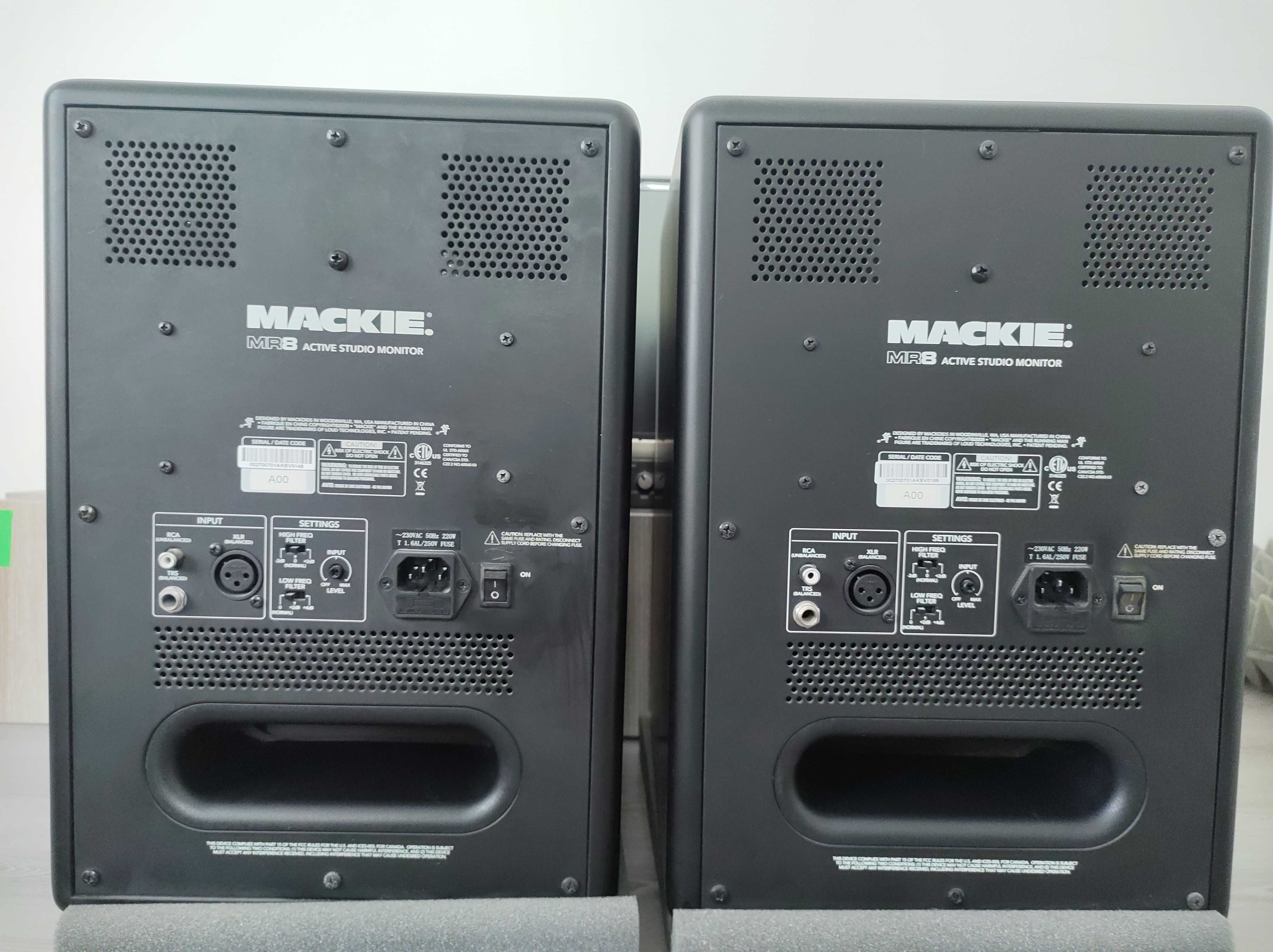 Mackie MR8 MK1 Активни Студийни Монитори / Тонколони