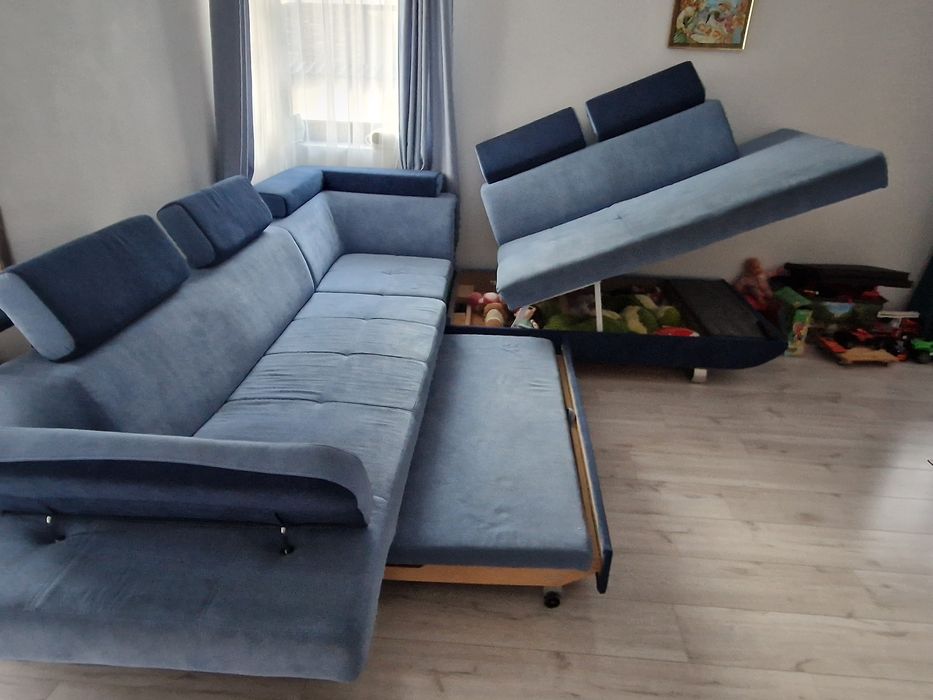 Vând colțar mare făcut la comanda