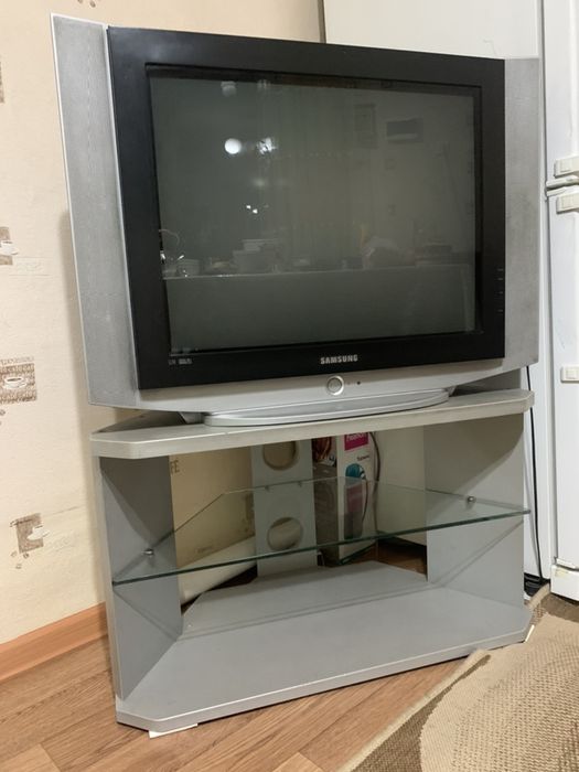 Телевизор