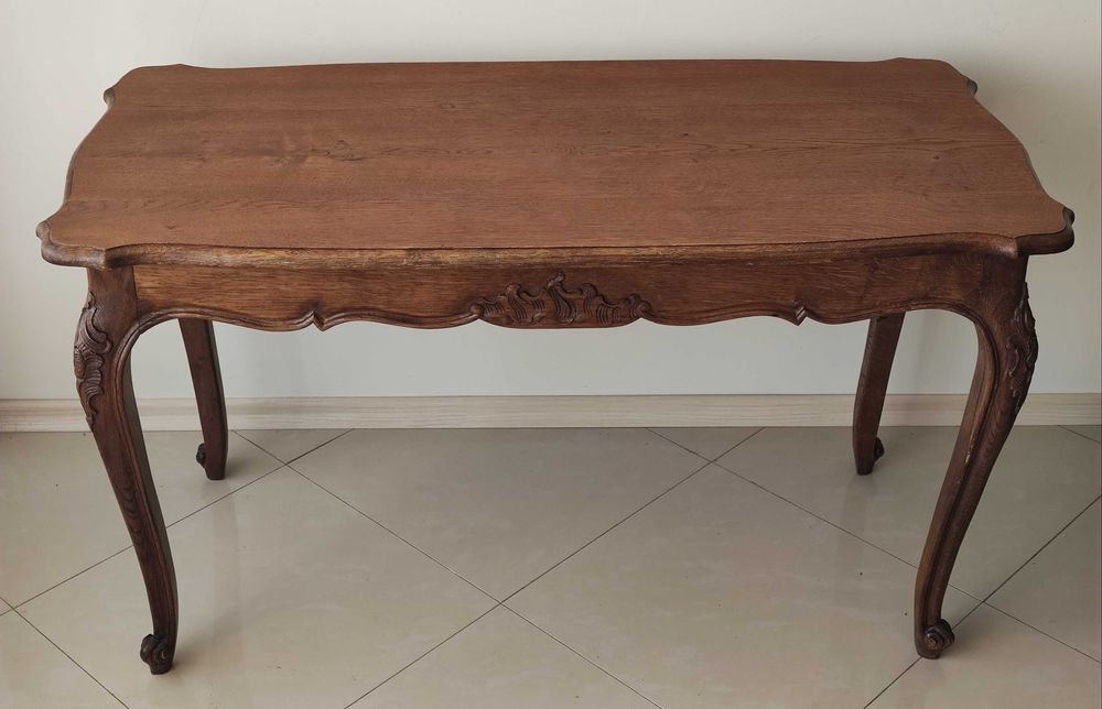 Холна маса с размери 110 x 54 x 62 см