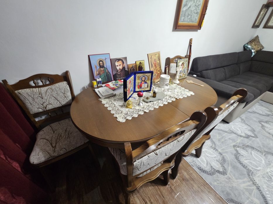 Vand mobilier de sufragerie set complet