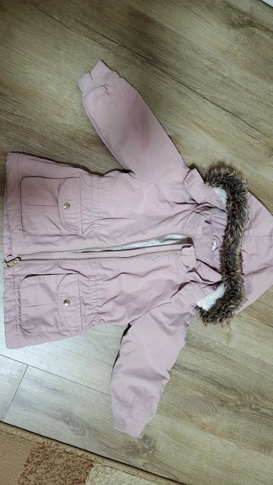 Яке за момиченце на марката HM