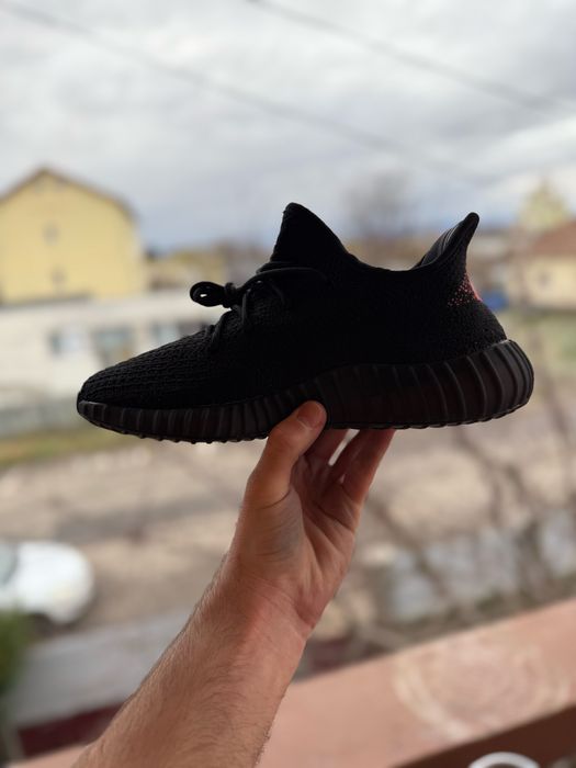 Yeezy 350V2 Core Red marimea 39