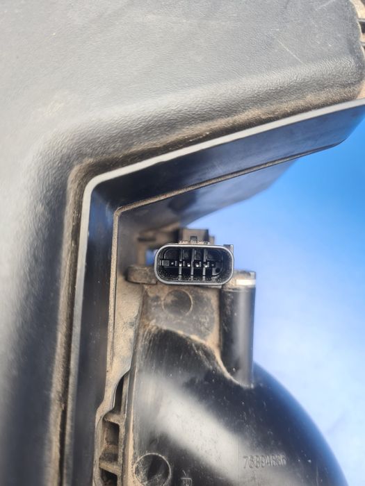 Carcasa filtru aer Volvo V50/ S40, 2.0 diesel 136 cai