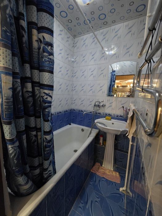 4 xona 9 mikrayon jaxon market oldida