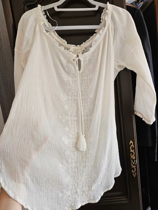 IE H&M marimea 38, noua