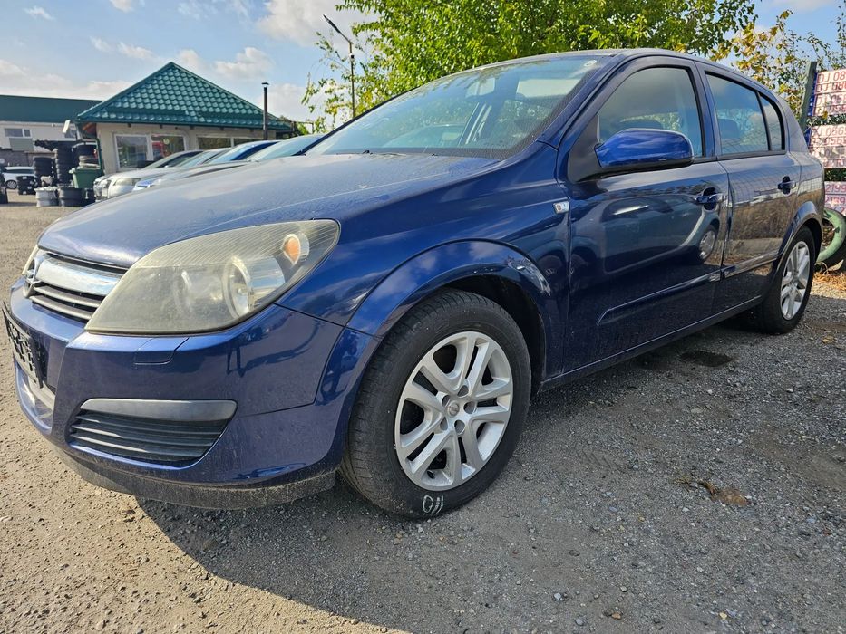 Opel Astra 2007 / 1, 9 D / CUTIE AUTOMATA / panoramic